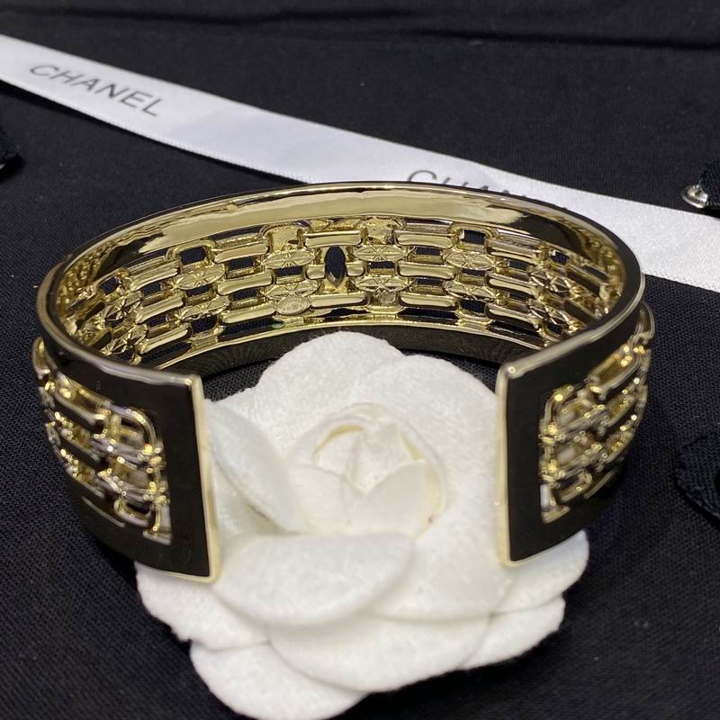 Chanel Bracelet 11yxx45 (3)