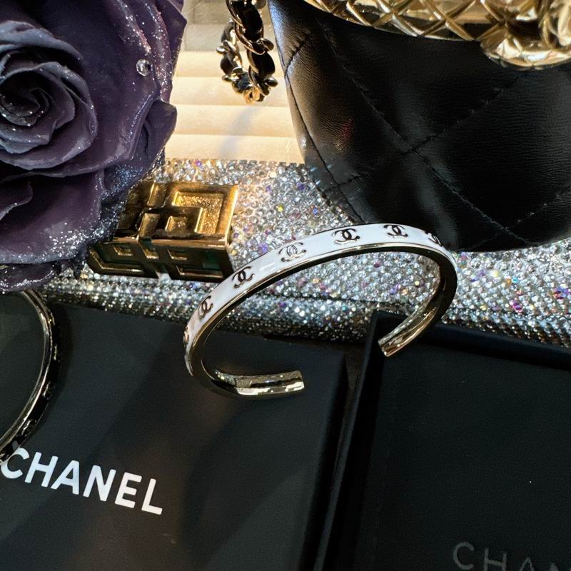 Chanel Bracelet 11yxx47 (2)