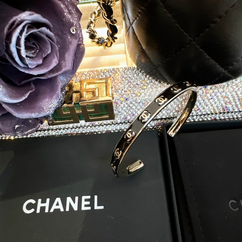 Chanel Bracelet 11yxx47 (3)