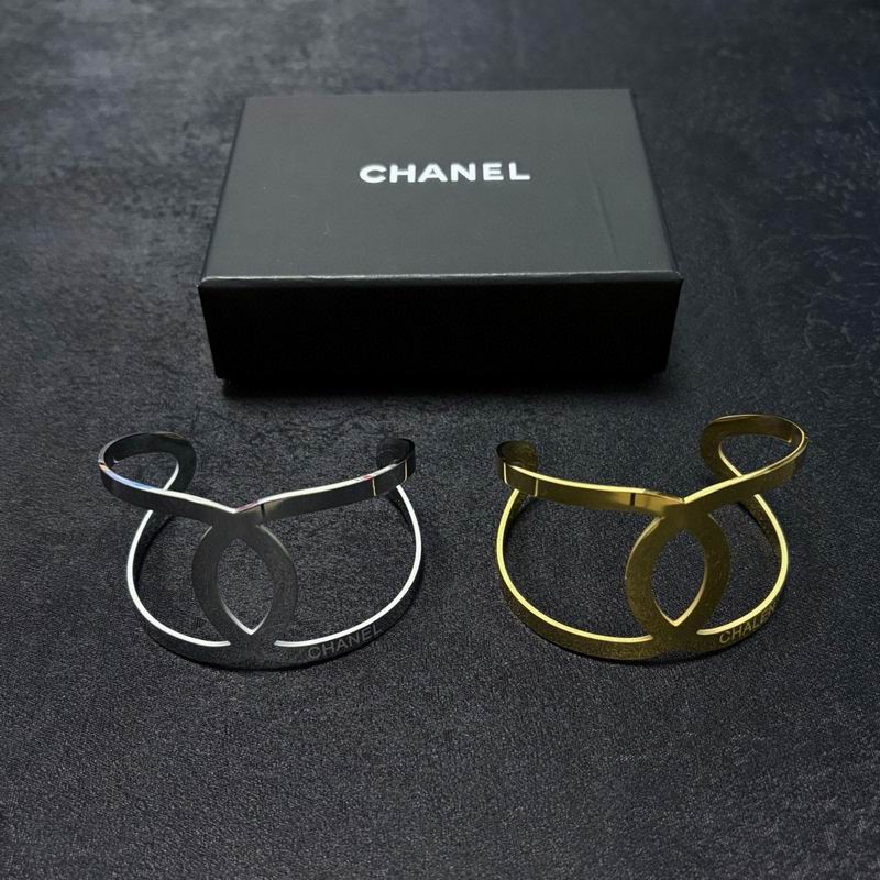 Chanel Bracelet 12yxx51 (5)