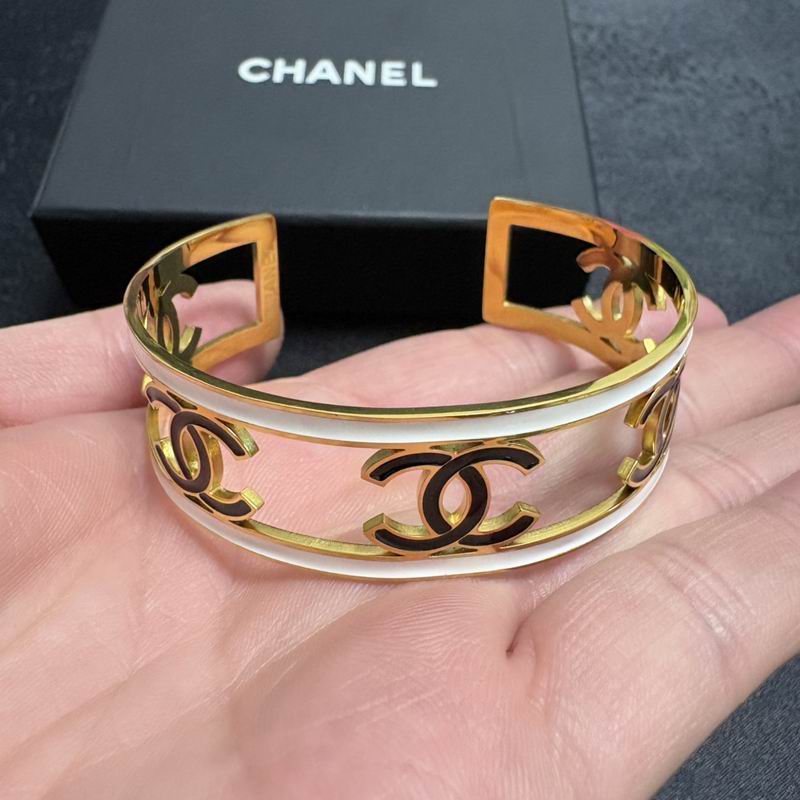 Chanel Bracelet 12yxx54 (10)