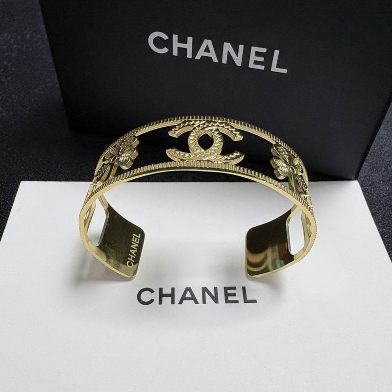 Chanel Bracelet 12yxx54 (3)