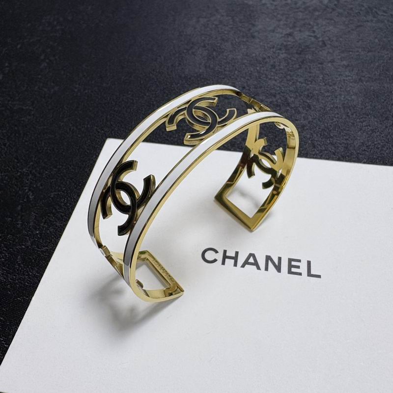 Chanel Bracelet 12yxx54 (8)