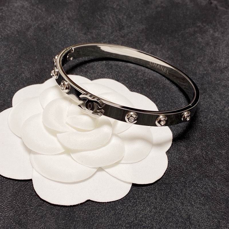 Chanel Bracelet 12yxx55 (7)