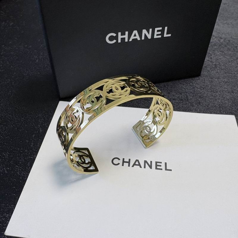 Chanel Bracelet 12yxx60 (7)