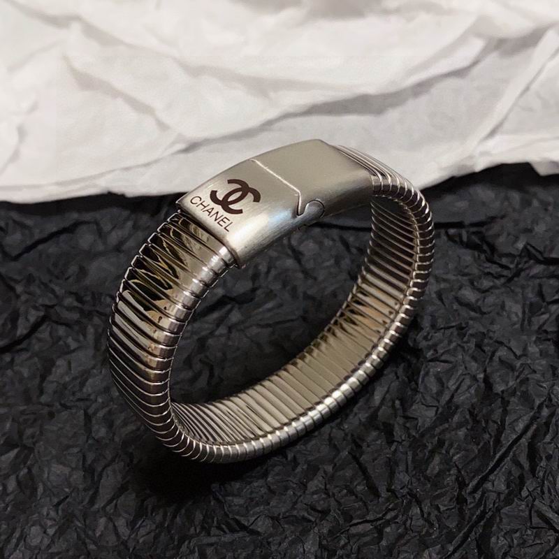 Chanel Bracelet 12yxx63 (3)