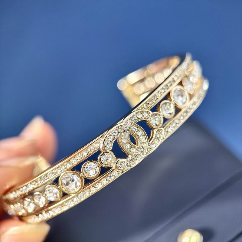 Chanel Bracelet 12yxx65 (2)