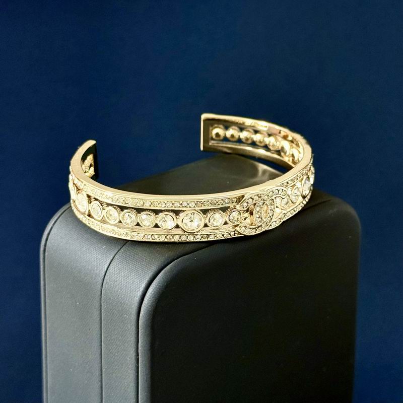 Chanel Bracelet 12yxx65 (3)