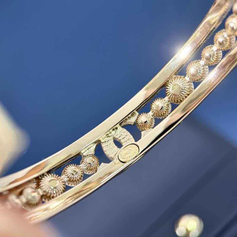 Chanel Bracelet 12yxx65 (5)