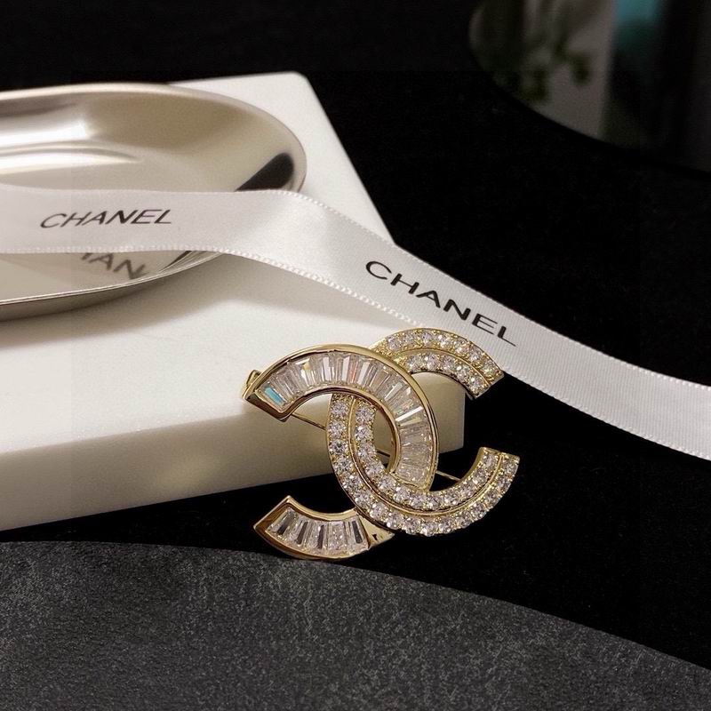 Chanel Brooch 10yxx02 (6)