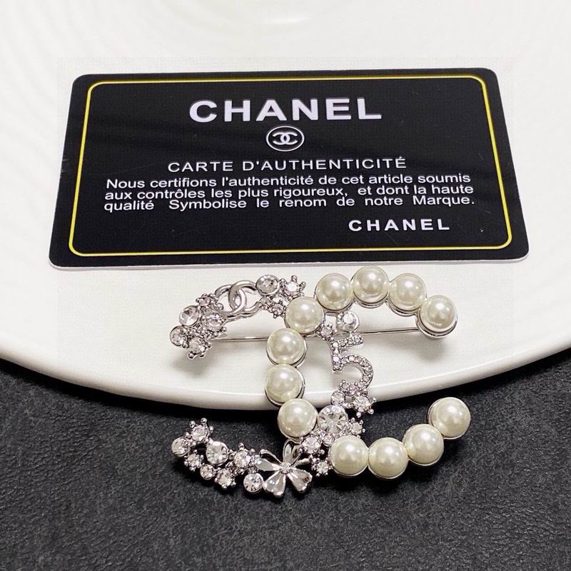 Chanel Brooch 10yxx04 (1)