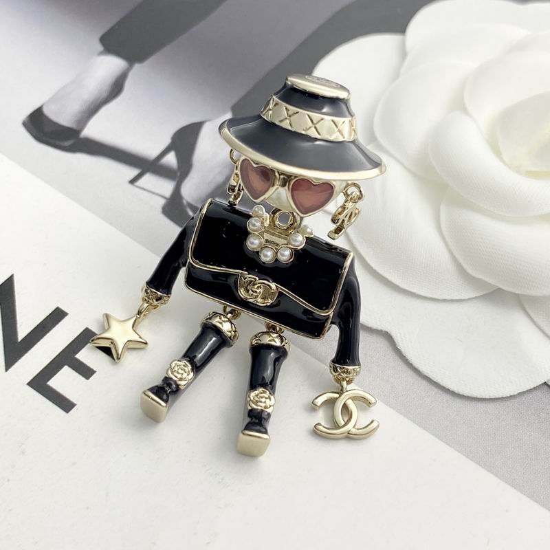 Chanel Brooch 10yxx09 (10)