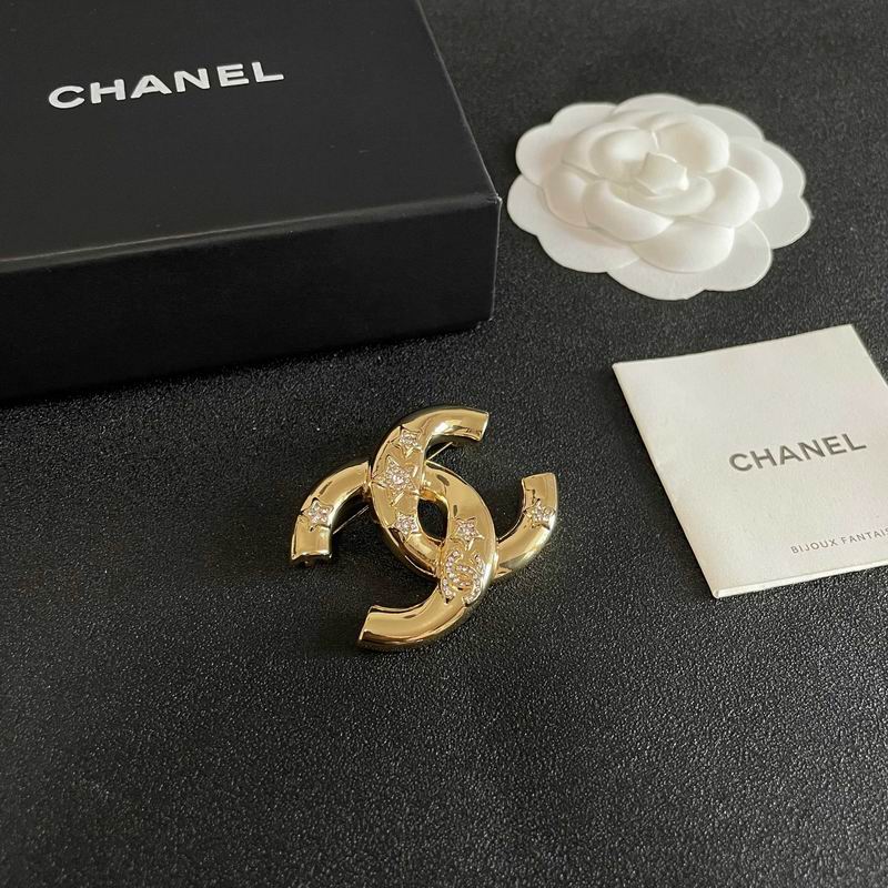 Chanel Brooch 10yxx10 (3)