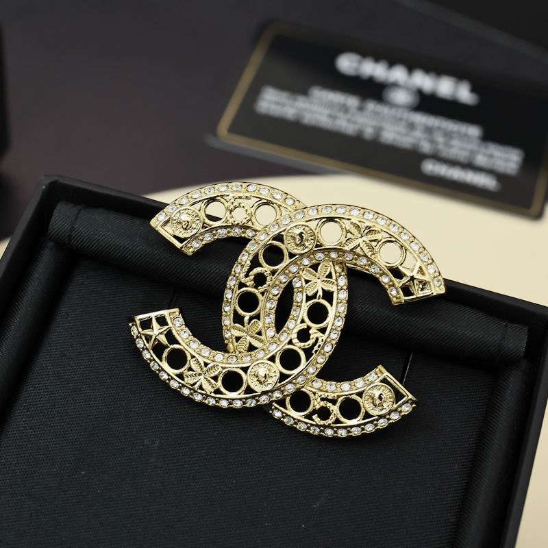 Chanel Brooch 10yxx12 (4)