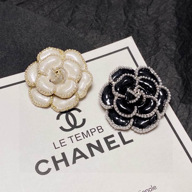 Chanel Brooch 10yxx13 (3)
