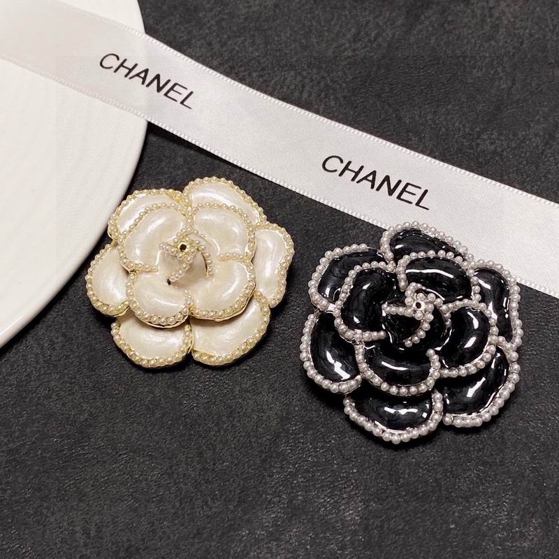 Chanel Brooch 10yxx13 (5)