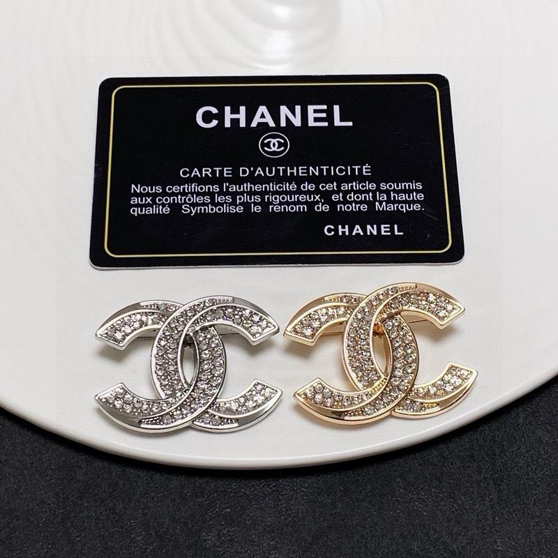 Chanel Brooch 10yxx24 (4)