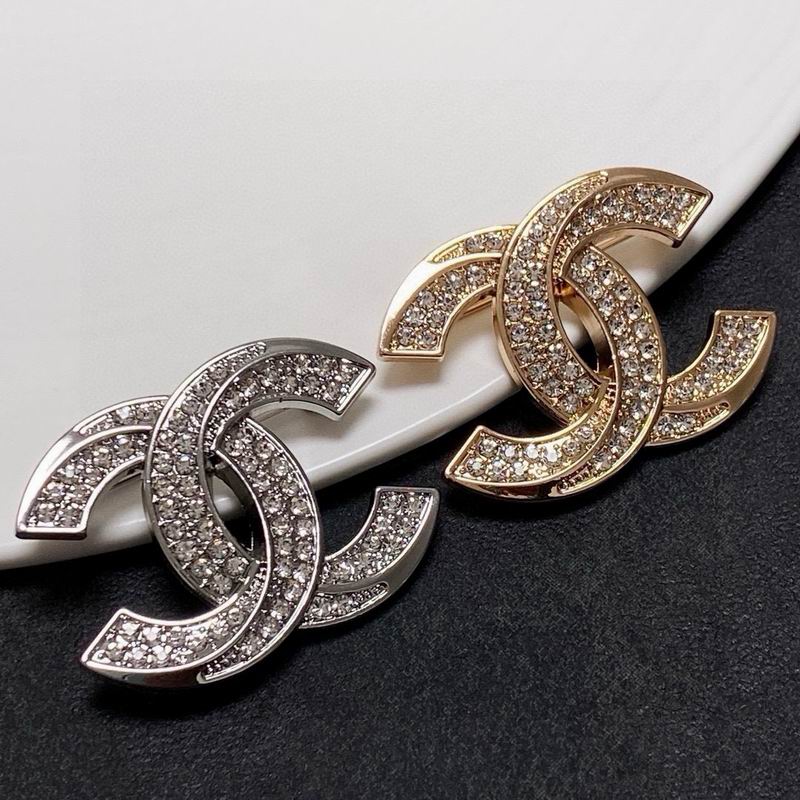 Chanel Brooch 10yxx24 (5)