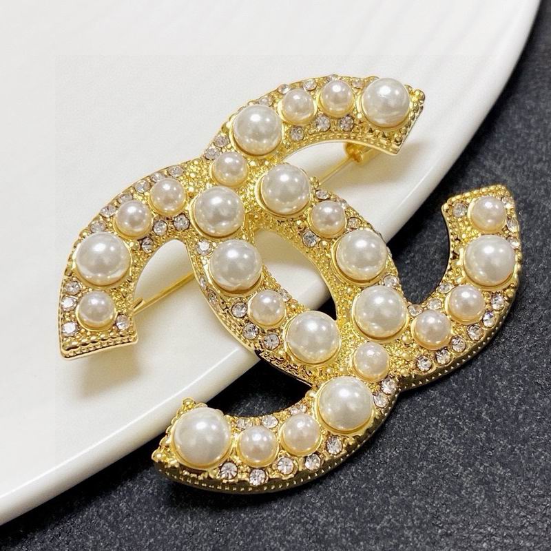 Chanel Brooch 10yxx25 (4)