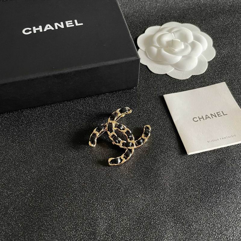 Chanel Brooch 10yxx28 (6)