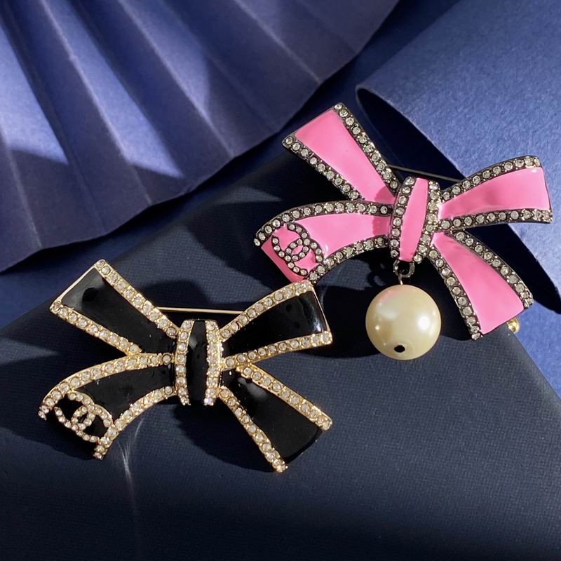 Chanel Brooch 10yxx29 (2)