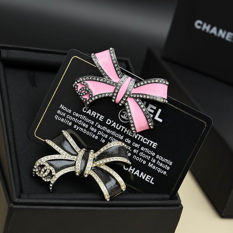 Chanel Brooch 10yxx31 (1)