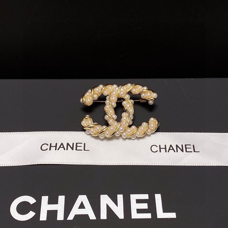 Chanel Brooch 10yxx35 (8)