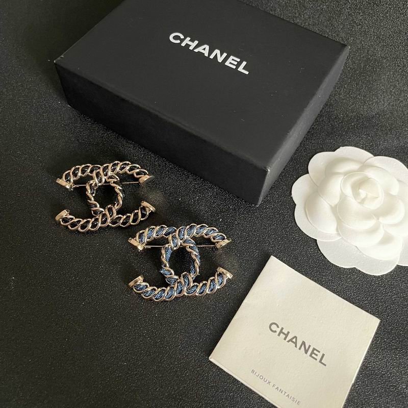 Chanel Brooch 10yxx36 (1)