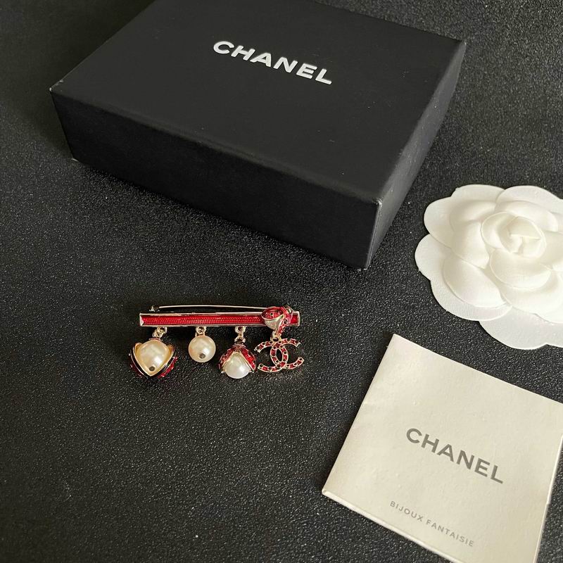 Chanel Brooch 10yxx38 (1)