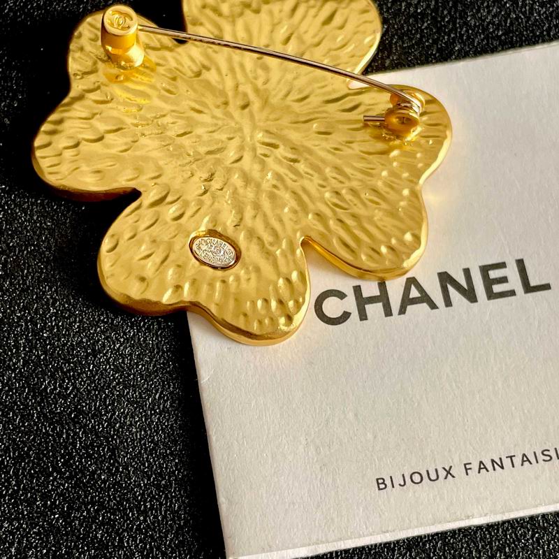 Chanel Brooch 10yxx39 (3)