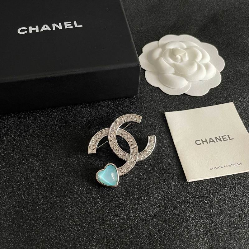 Chanel Brooch 10yxx40 (2)