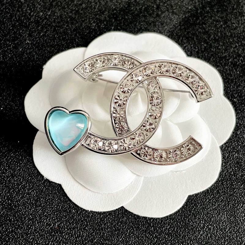 Chanel Brooch 10yxx40 (4)