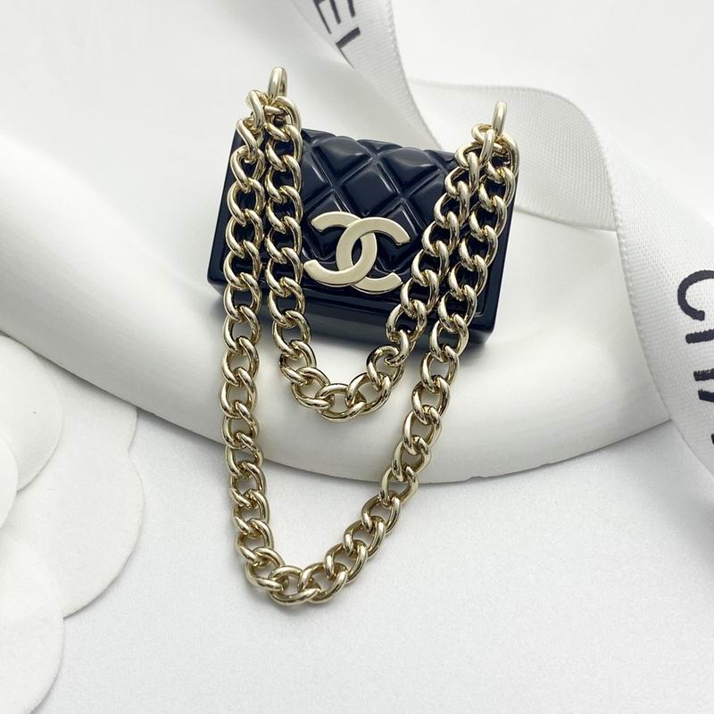 Chanel Brooch 10yxx41 (5)