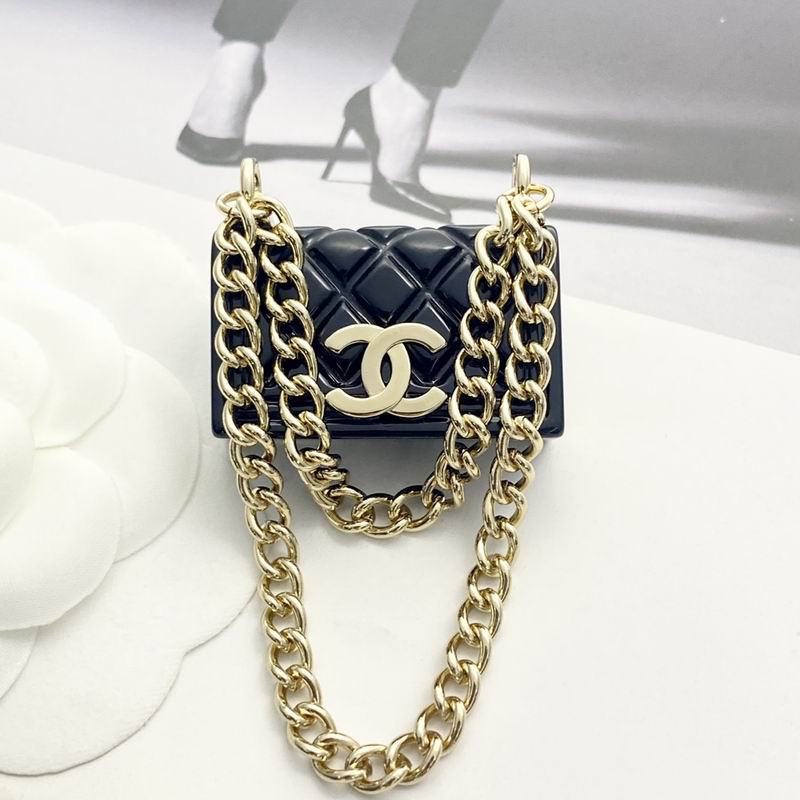 Chanel Brooch 10yxx41 (6)