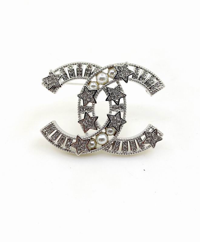 Chanel Brooch 10yxx55 (1)