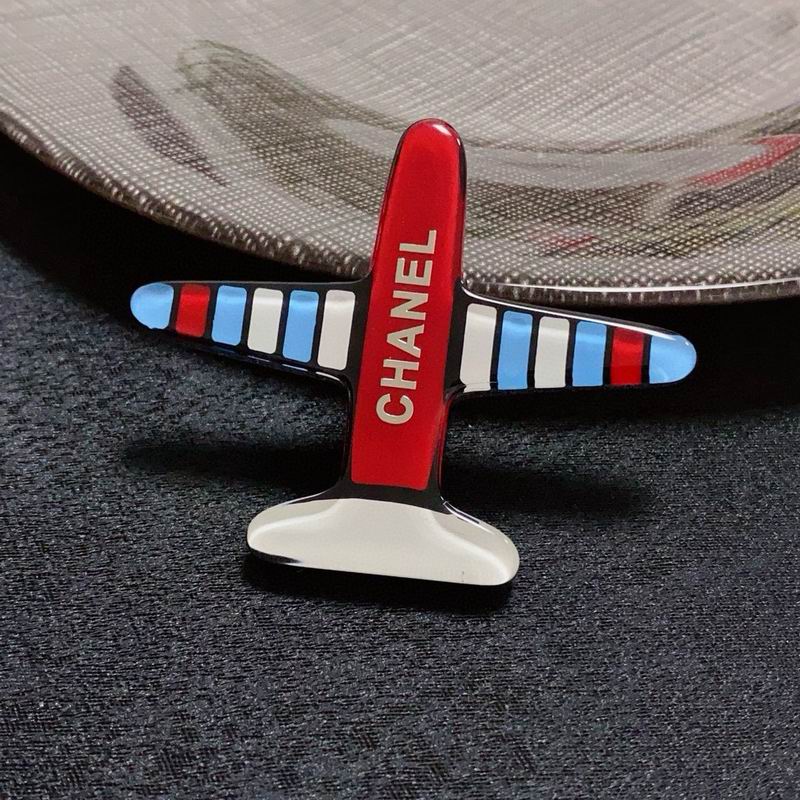 Chanel Brooch 10yxx63 (5)