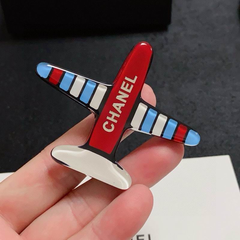Chanel Brooch 10yxx63 (6)