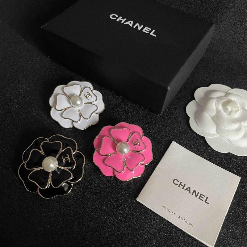 Chanel Brooch 10yxx65 (1)