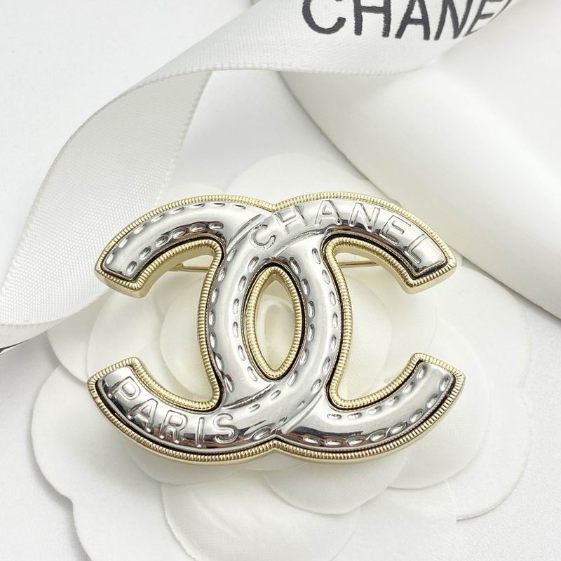 Chanel Brooch 10yxx66 (6)