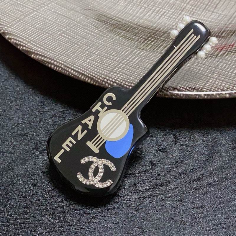 Chanel Brooch 10yxx68 (5)