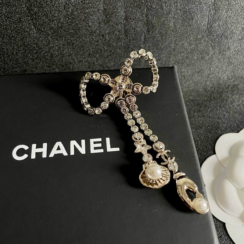 Chanel Brooch 10yxx71 (5)