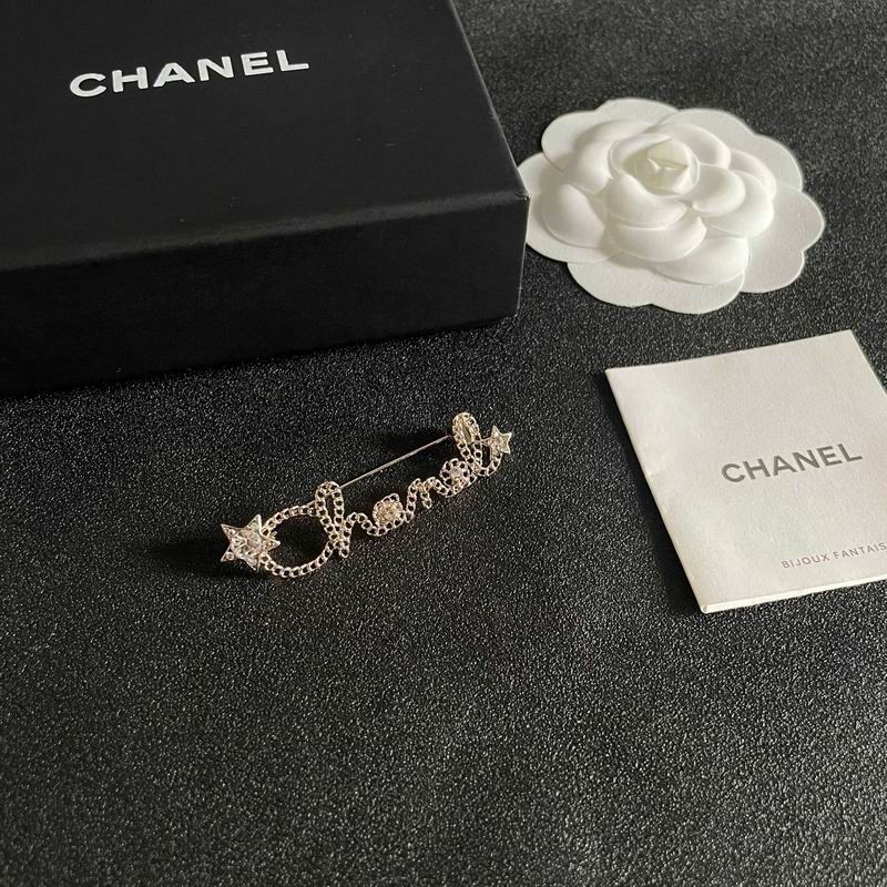 Chanel Brooch 10yxx73 (2)