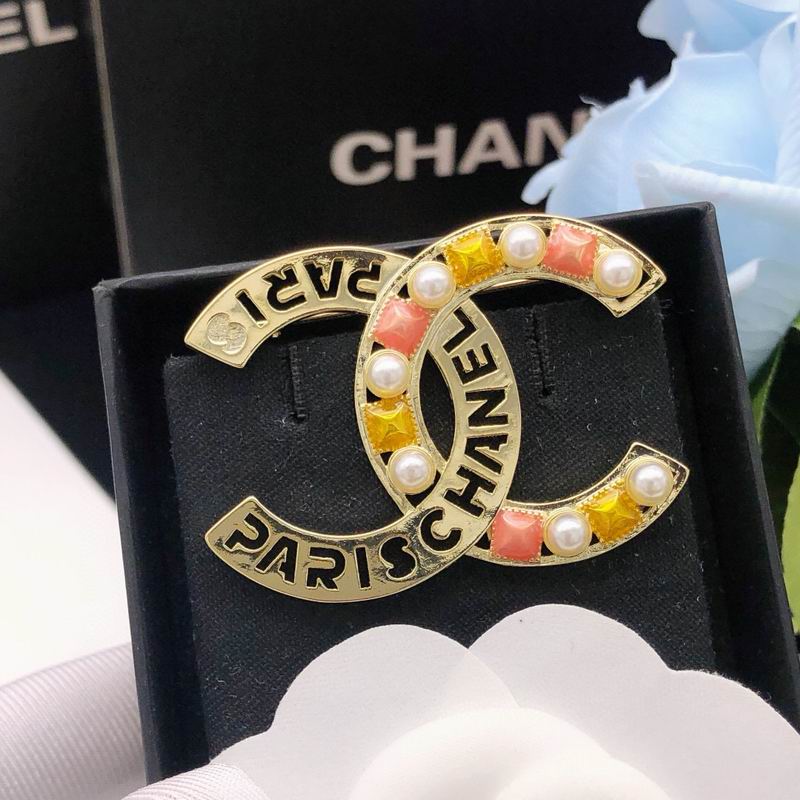 Chanel Brooch 10yxx76 (2)