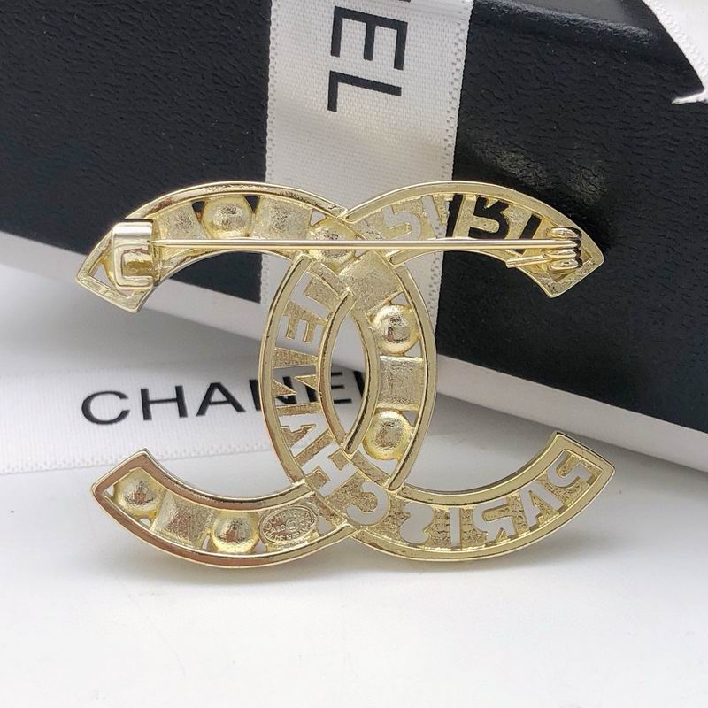 Chanel Brooch 10yxx76 (7)