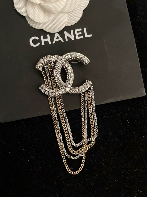 Chanel Brooch 10yxx77 (4)