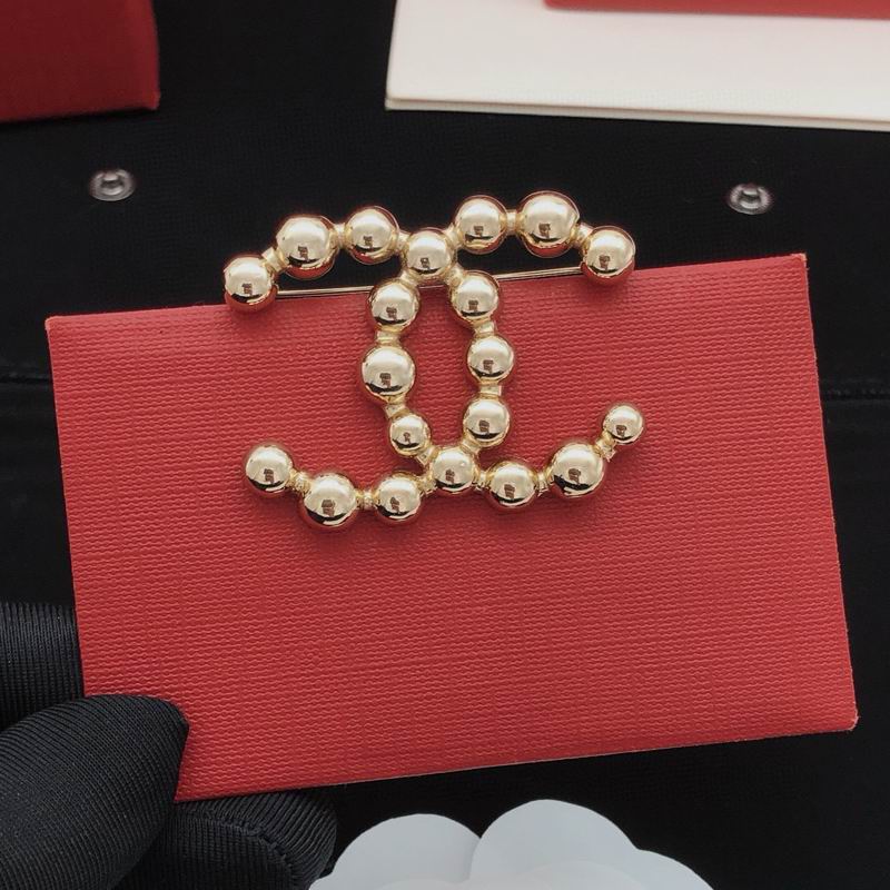 Chanel Brooch 10yxx78 (2)
