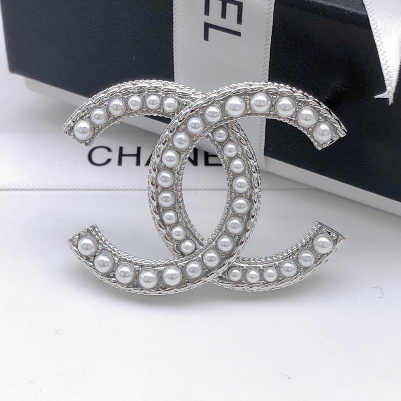 Chanel Brooch 10yxx91 (6)