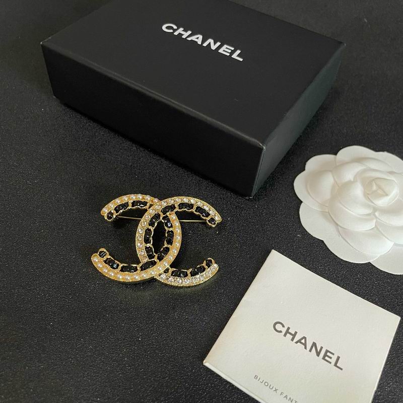 Chanel Brooch 11yxx108 (1)