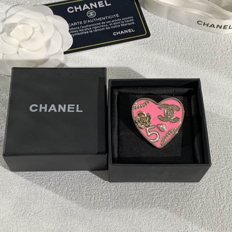 Chanel Brooch 11yxx114 (4)