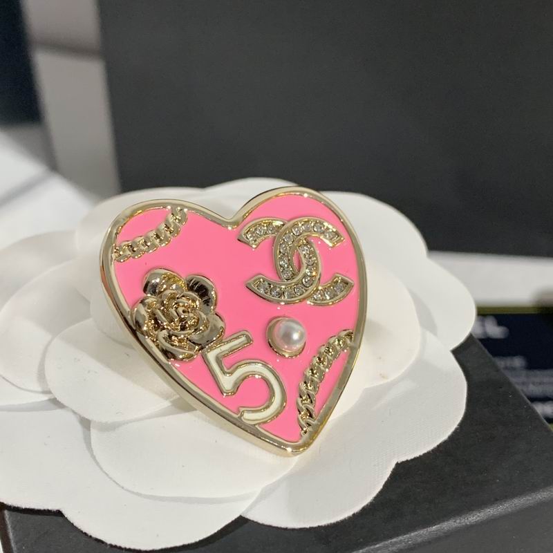 Chanel Brooch 11yxx114 (7)